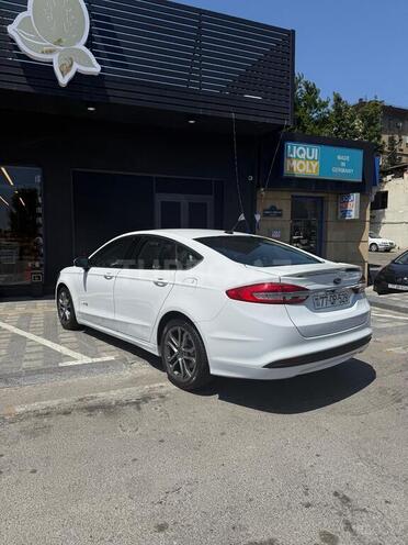 Ford Fusion (North America) 2017, 209,000 km - 2.0 л - Bakı