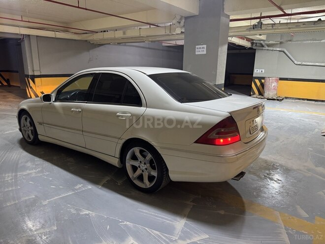 Mercedes C 230 2006, 284,000 km - 2.5 l - Bakı