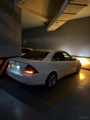Mercedes C 230 2006, 284,000 km - 2.5 l - Bakı