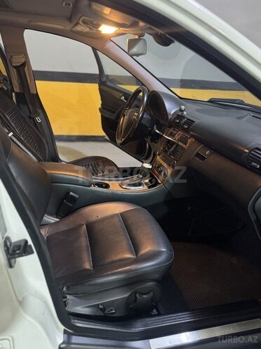 Mercedes C 230 2006, 284,000 km - 2.5 l - Bakı