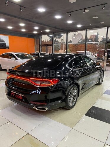 Hyundai Grandeur-9
