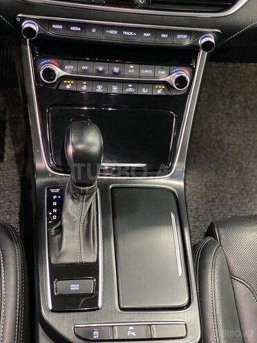 Hyundai Grandeur-22