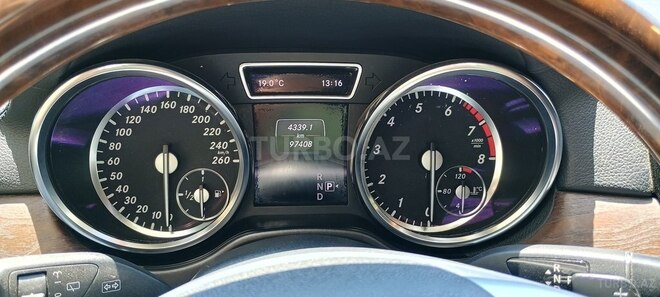 Mercedes GL 450 4MATIC 2013, 97,408 km - 4.7 l - Bakı
