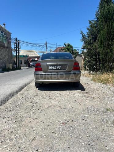 Opel Vectra 1996, 268,000 km - 2.0 l - Bakı