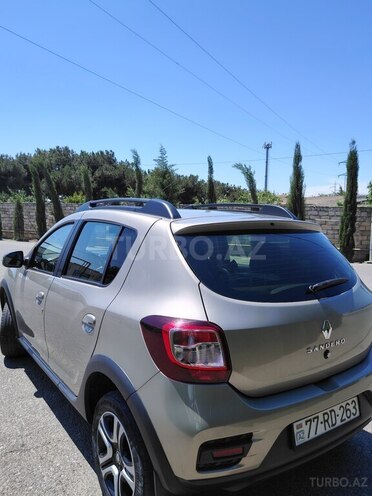 Renault Sandero Stepway 2021, 103,000 km - 1.6 l - Bakı