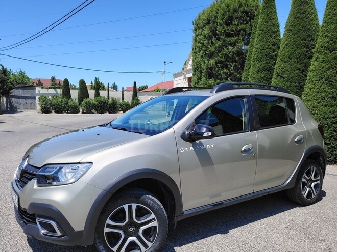 Renault Sandero Stepway 2021, 103,000 km - 1.6 l - Bakı