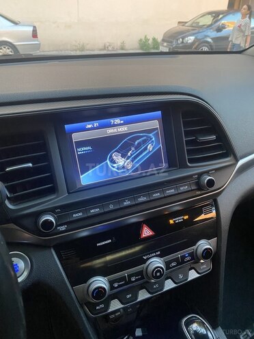 Hyundai Elantra 2019, 67,000 km - 2.0 л - Bakı