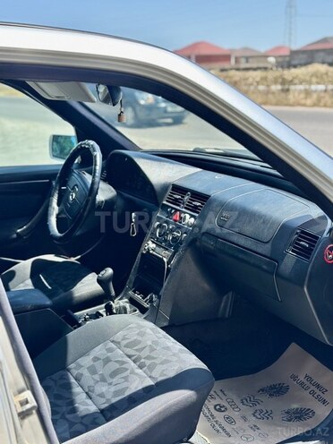Mercedes C 220 d 1999, 620,000 km - 2.2 l - Bakı