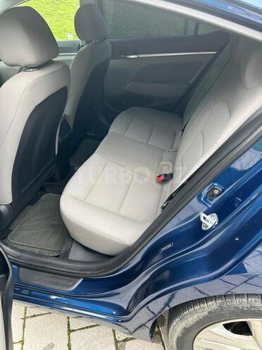 Hyundai Elantra 2019, 94,000 km - 2.0 l - Zaqatala