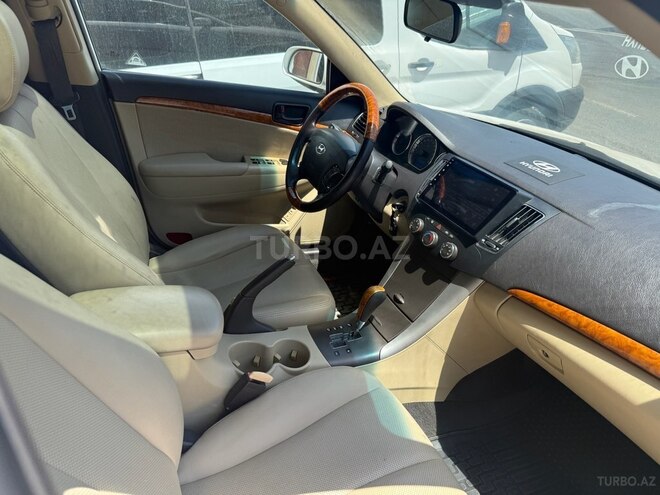 Hyundai Sonata-9