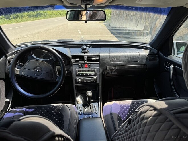 Mercedes C 240 1998, 321,489 km - 2.4 л - Qusar