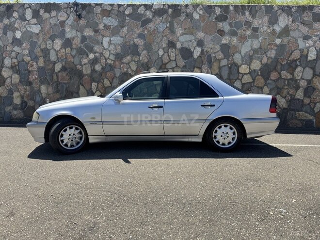 Mercedes C 240 1998, 321,489 km - 2.4 л - Qusar