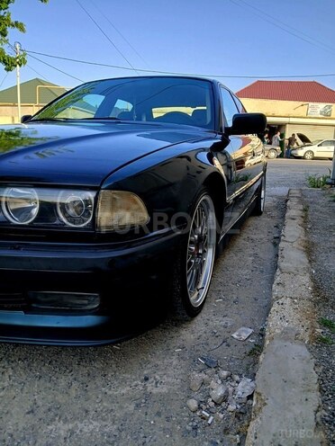 BMW 735 1997, 374,356 km - 3.5 l - Bakı