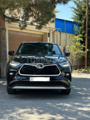 Toyota Highlander 2020, 125,000 km - 2.5 л - Bakı