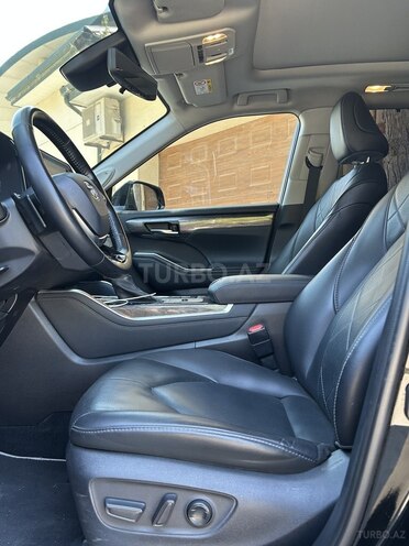 Toyota Highlander 2020, 125,000 km - 2.5 л - Bakı