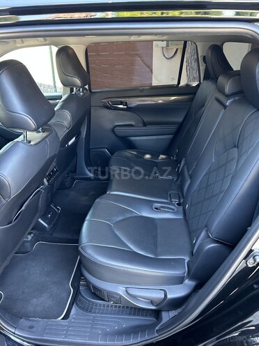 Toyota Highlander 2020, 125,000 km - 2.5 л - Bakı