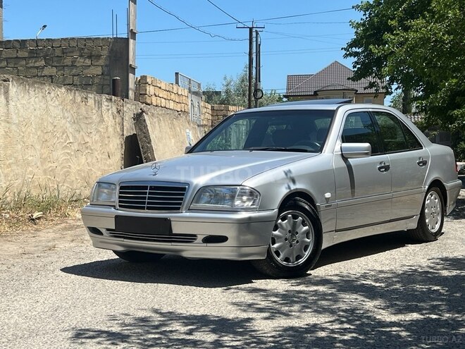 Mercedes C 200 1999, 420,000 km - 2.0 л - Bakı