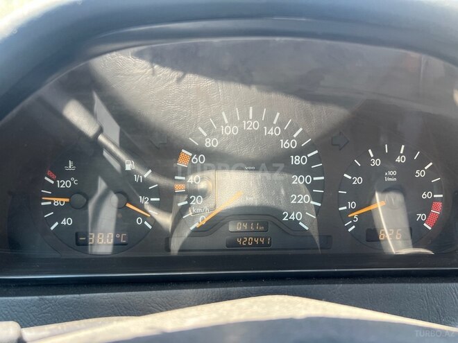 Mercedes C 200 1999, 420,000 km - 2.0 л - Bakı