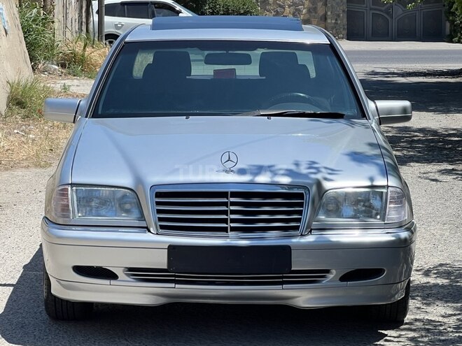 Mercedes C 200 1999, 420,000 km - 2.0 л - Bakı