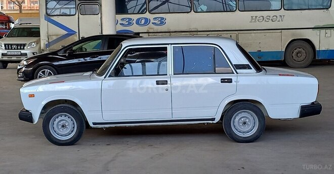 LADA (VAZ) 2107 2004, 95,000 km - 1.6 л - Gəncə