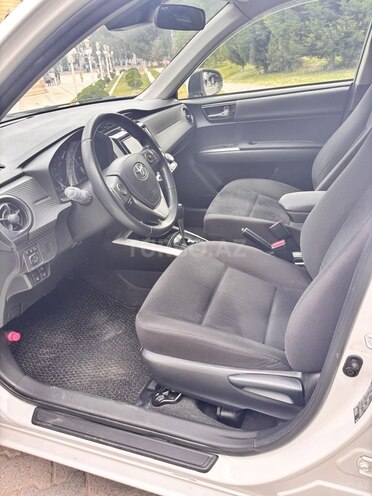 Toyota Corolla Fielder 2017, 173,000 km - 1.5 л - Bakı