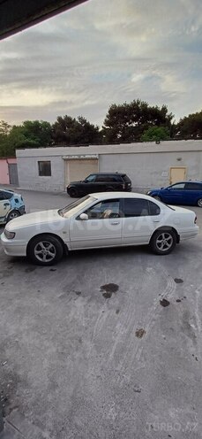 Nissan Maxima-5