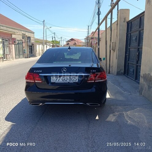 Mercedes E 220 d 2013, 214,381 km - 2.2 l - Bakı
