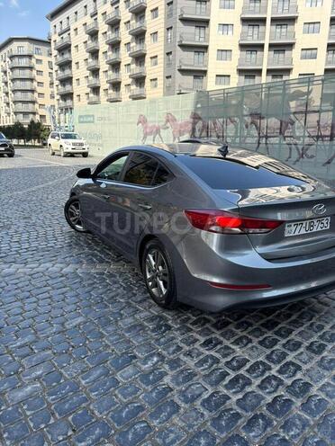 Hyundai Elantra 2017, 108,000 km - 2.0 l - Bakı
