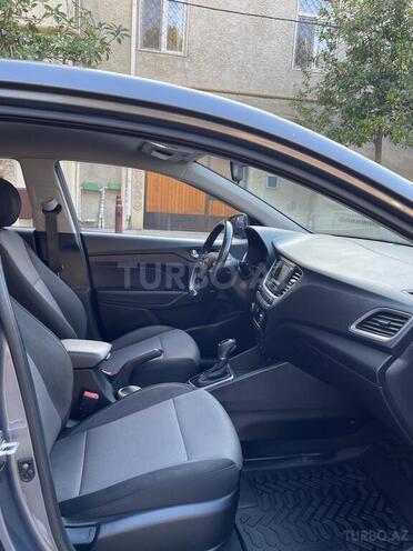 Hyundai Accent 2017, 133,249 km - 1.6 l - Bakı
