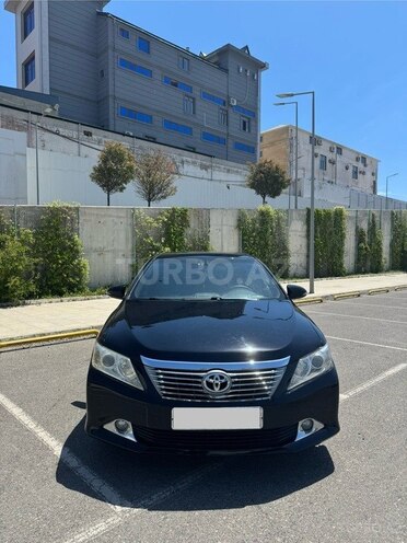 Toyota Camry-1