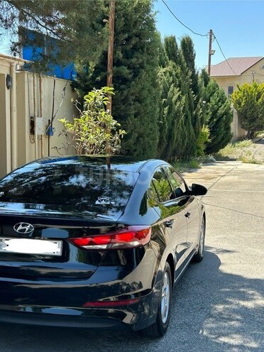 Hyundai Elantra 2016, 90,200 km - 2.0 л - Bakı