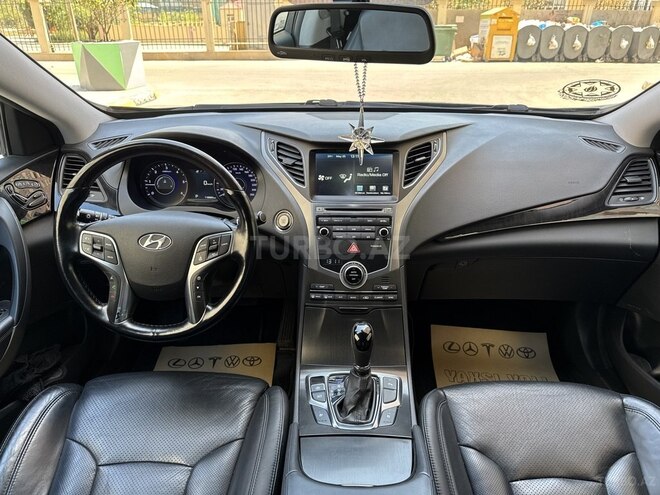 Hyundai Grandeur 2015, 118,000 km - 2.2 л - Bakı
