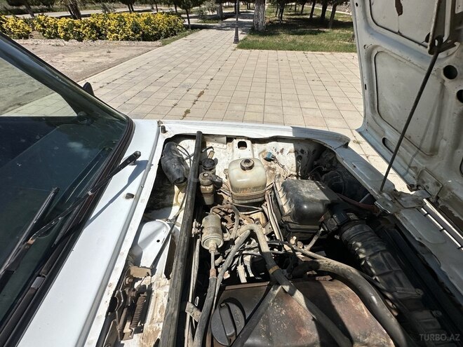 LADA (VAZ) 2107 2009, 95,000 km - 1.6 l - Salyan