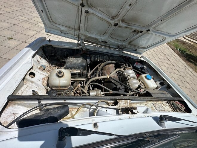 LADA (VAZ) 2107 2009, 95,000 km - 1.6 l - Salyan
