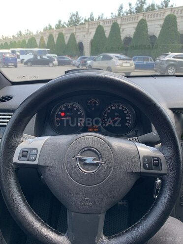 Opel Astra 2004, 298,000 km - 1.4 l - Gəncə