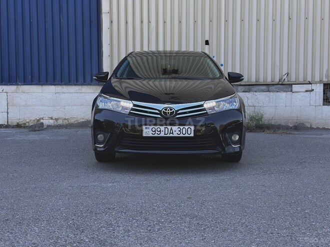 Toyota Corolla 2013, 147,000 km - 1.8 l - Bakı