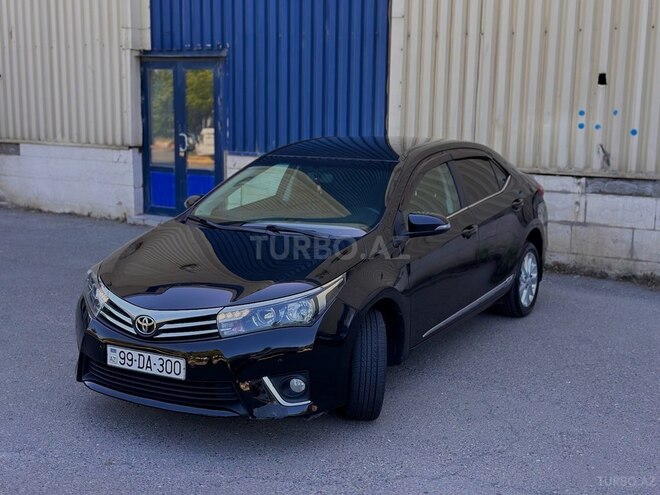 Toyota Corolla 2013, 147,000 km - 1.8 l - Bakı