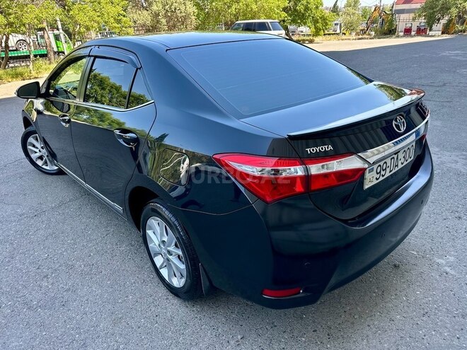Toyota Corolla 2013, 147,000 km - 1.8 l - Bakı