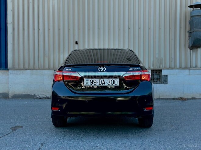 Toyota Corolla 2013, 147,000 km - 1.8 l - Bakı