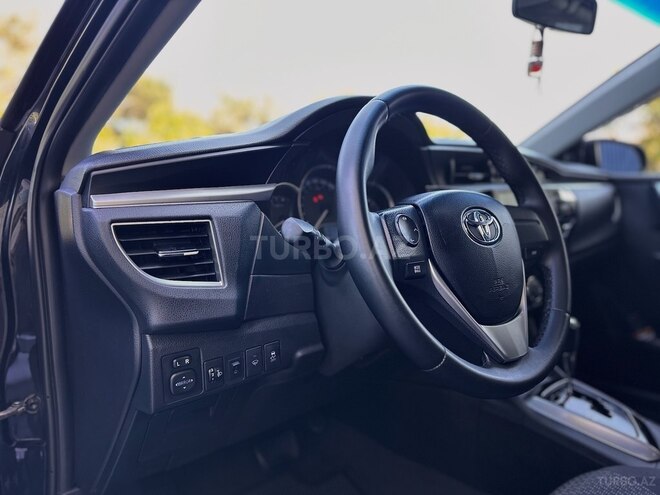 Toyota Corolla 2013, 147,000 km - 1.8 l - Bakı