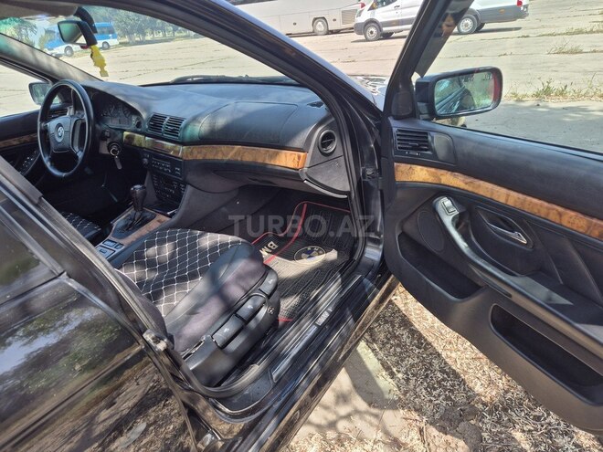 BMW 528 1997, 325,452 km - 2.8 л - Sumqayıt