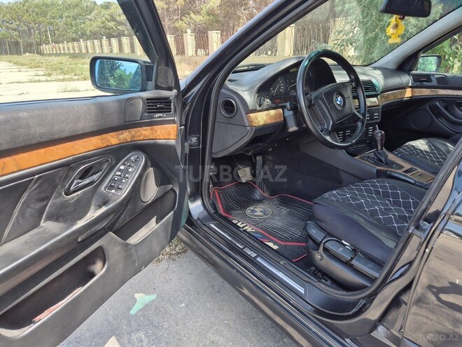 BMW 528 1997, 325,452 km - 2.8 л - Sumqayıt