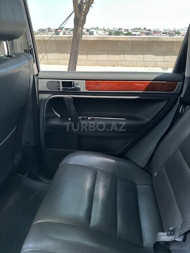 Volkswagen Touareg 2003, 256,800 km - 3.2 l - Bakı