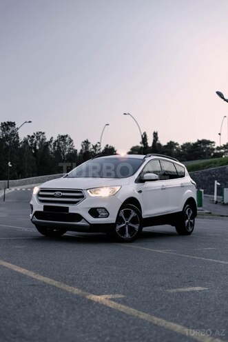 Ford Escape 2017, 165,000 km - 2.0 l - Bakı