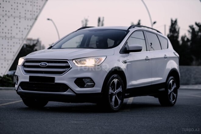 Ford Escape 2017, 165,000 km - 2.0 l - Bakı