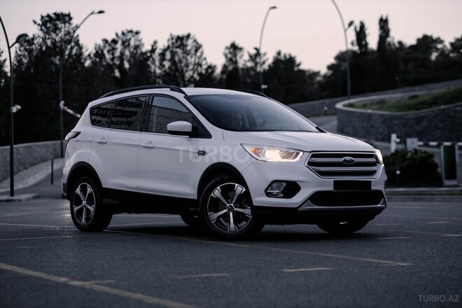 Ford Escape 2017, 165,000 km - 2.0 l - Bakı