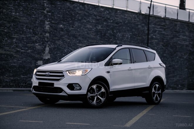 Ford Escape 2017, 165,000 km - 2.0 l - Bakı