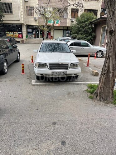Mercedes C 250 d 1995, 256,800 km - 2.5 l - Bakı
