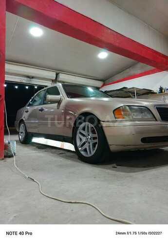 Mercedes C 220 d 1994, 232,132 km - 2.2 l - Bakı
