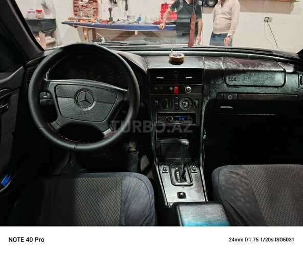 Mercedes C 220 d 1994, 232,132 km - 2.2 l - Bakı